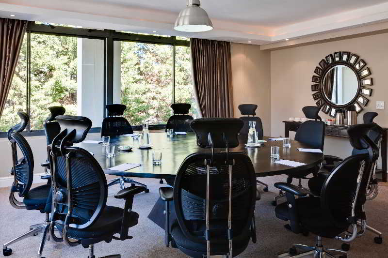 Hotel Protea By Marriott Waterfront Breakwater 3*