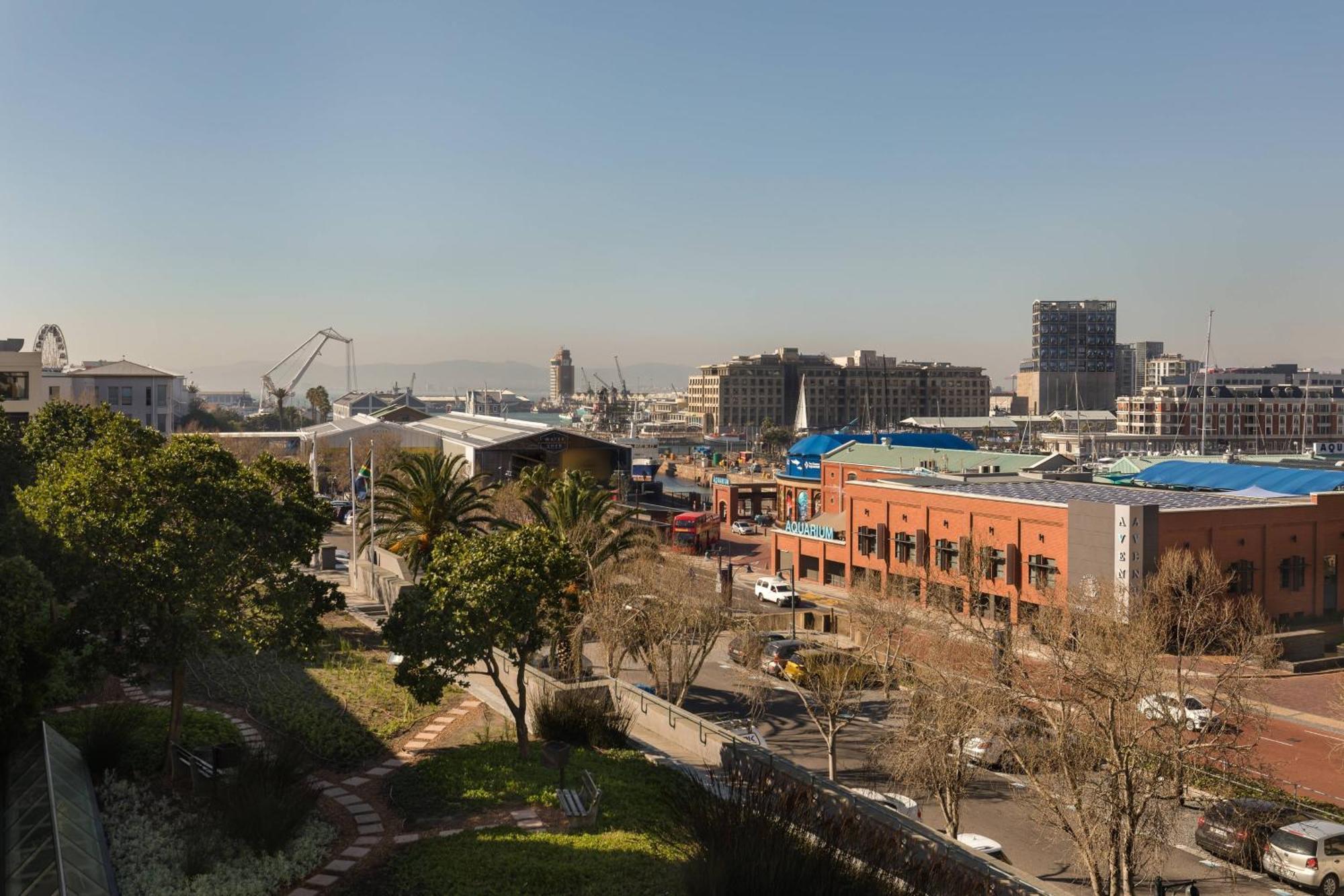 Hotel Protea By Marriott Waterfront Breakwater 3*