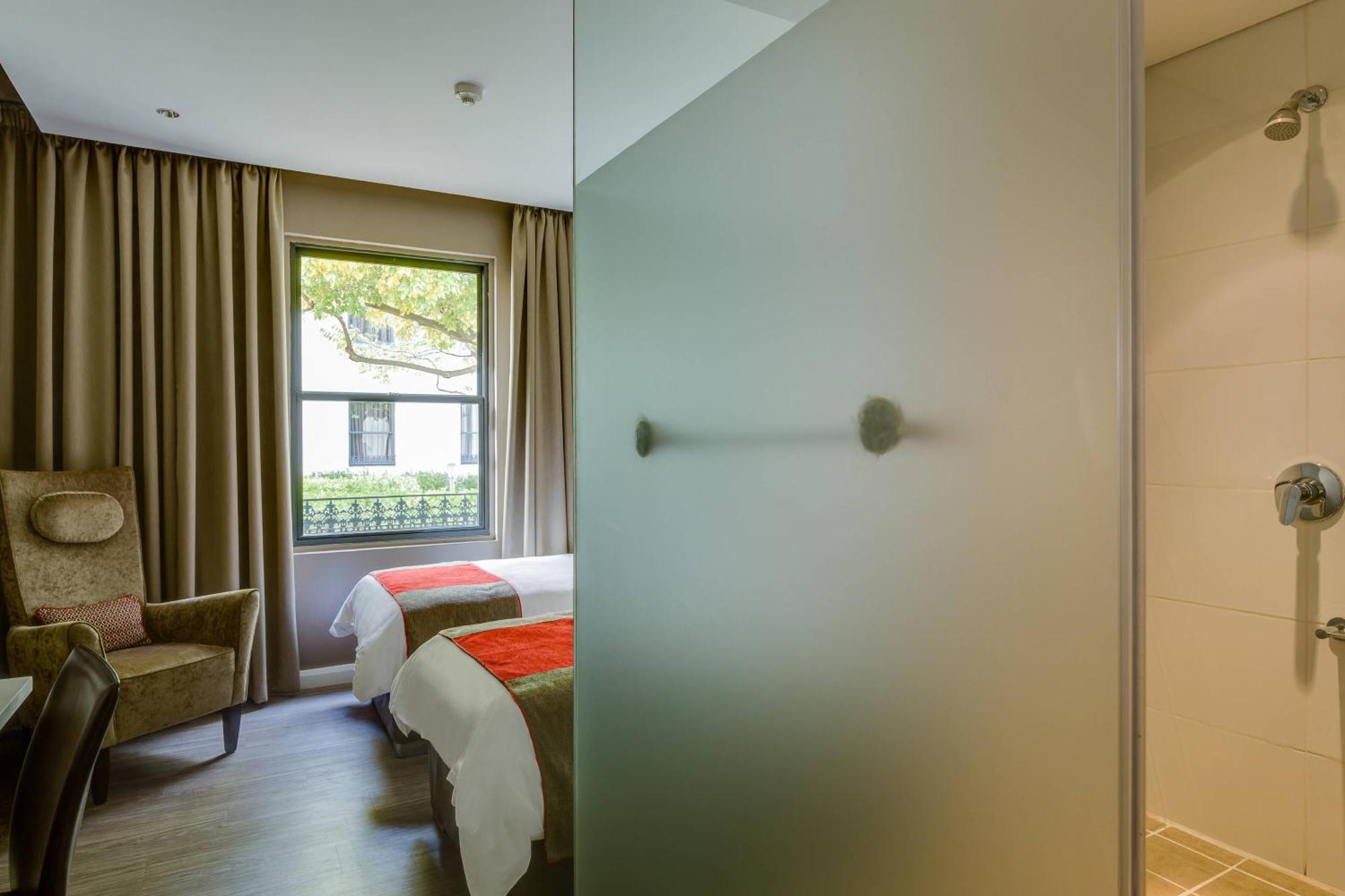 Protea By Marriott Waterfront Breakwater 3* Kapstadt